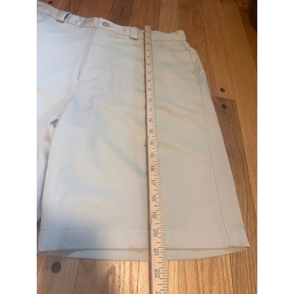 Under Armour Performance Golf Shorts Men’s 34R Khaki Stretch Flat Front VSP0130